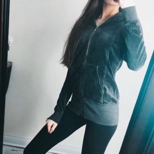 💗5 FOR $12💗 Juicy couture velvet jacket